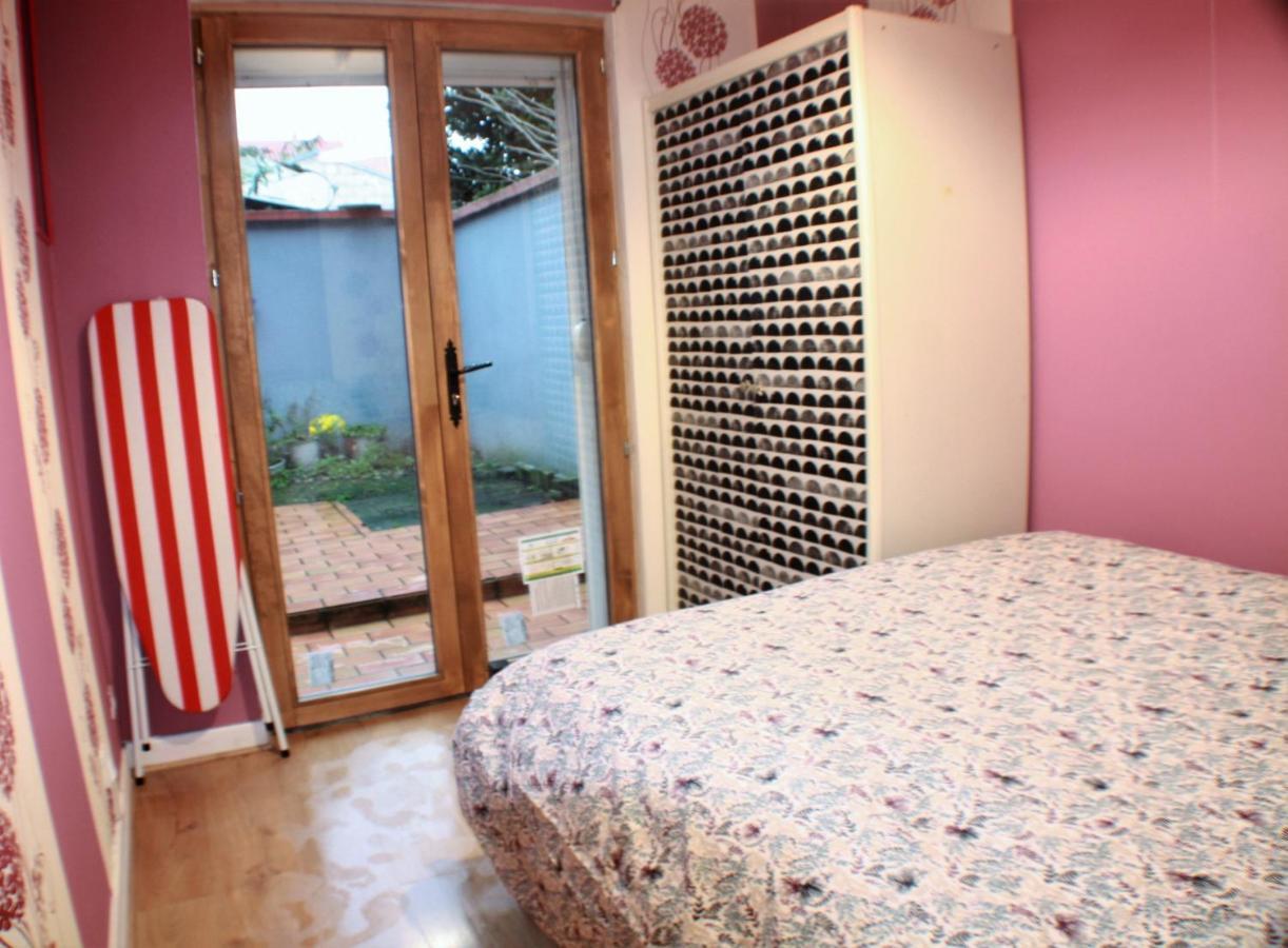 Welcome Calais Centre St Pierre Fontinettes Екстериор снимка
